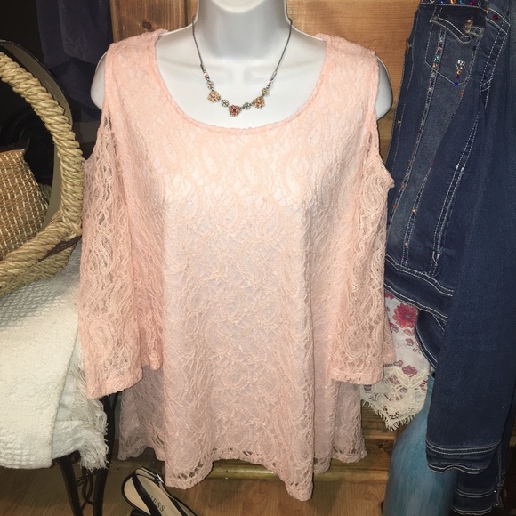Elle Mode Pink lace cold shoulder NWT top - Picture 12 of 16